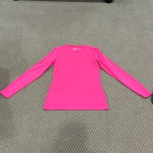 Women’s NIKE top